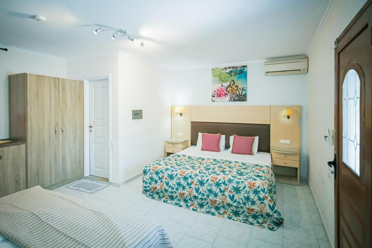 Aparthotel Rose Club *